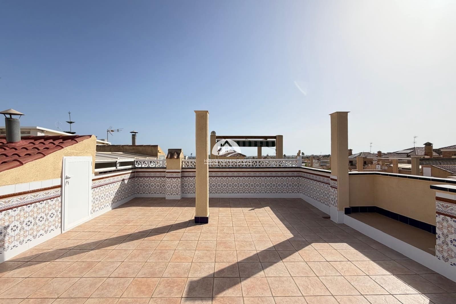 2 bedroom Townhouse for sale in Torrevieja with pool - € 249,900 (Ref: 10042365)