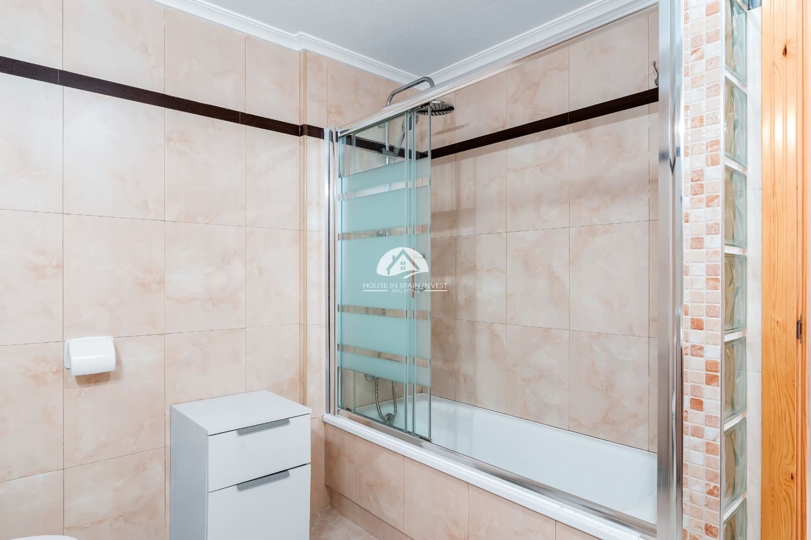 2 bedroom Apartment for sale in Playa Flamenca with pool garage - € 215,000 (Ref: 10042368)