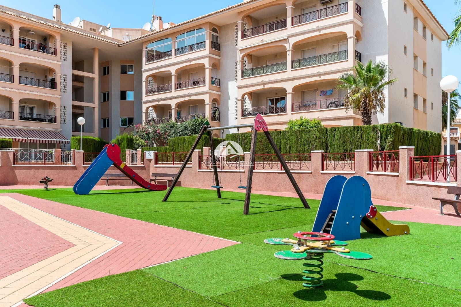2 bedroom Apartment for sale in Playa Flamenca with pool garage - € 215,000 (Ref: 10042368)