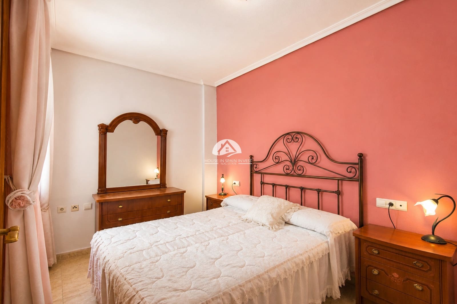 2 bedroom Apartment for sale in Torrevieja - € 145,000 (Ref: 10042481)