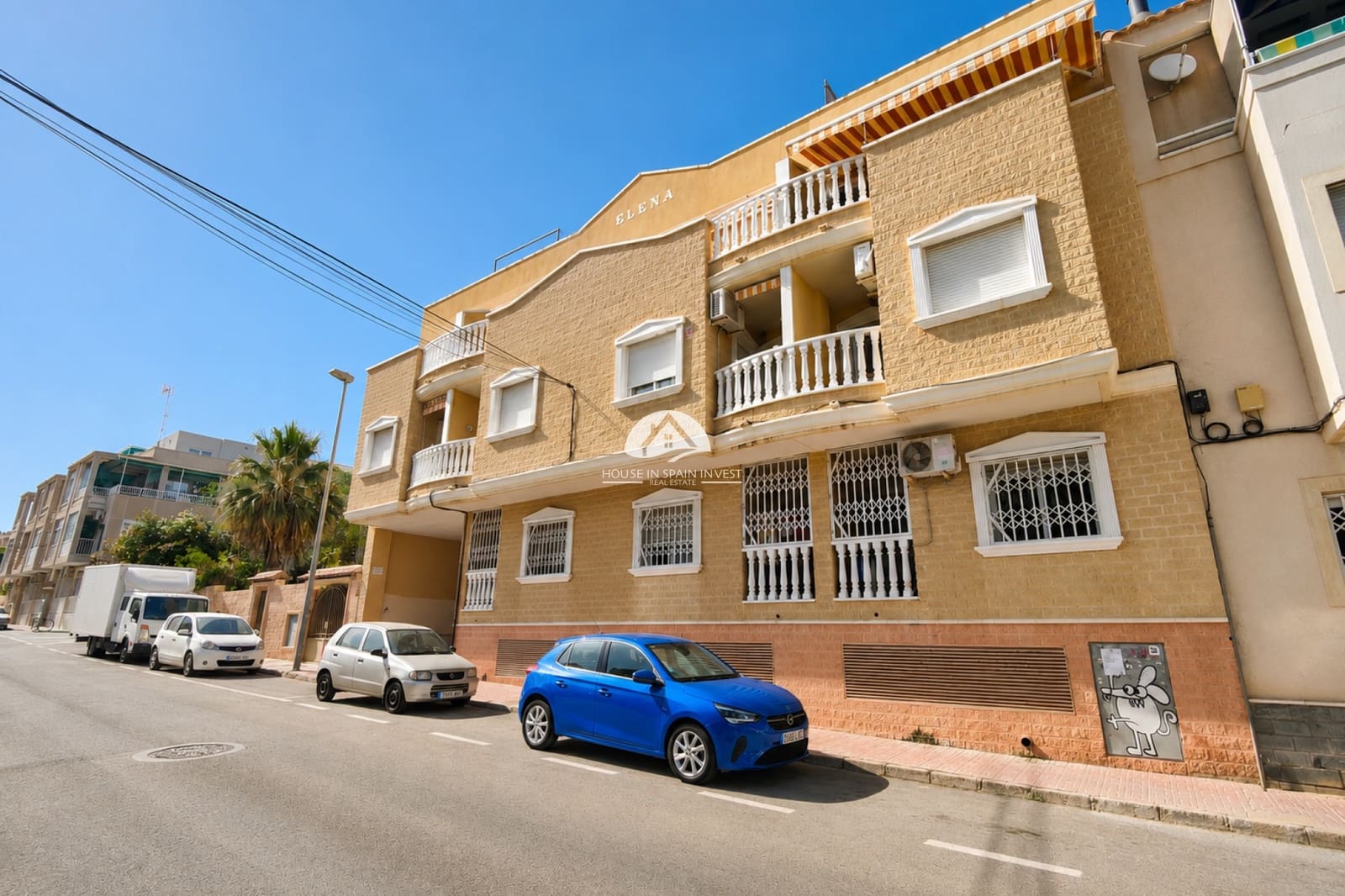 2 bedroom Apartment for sale in Torrevieja - € 145,000 (Ref: 10042481)