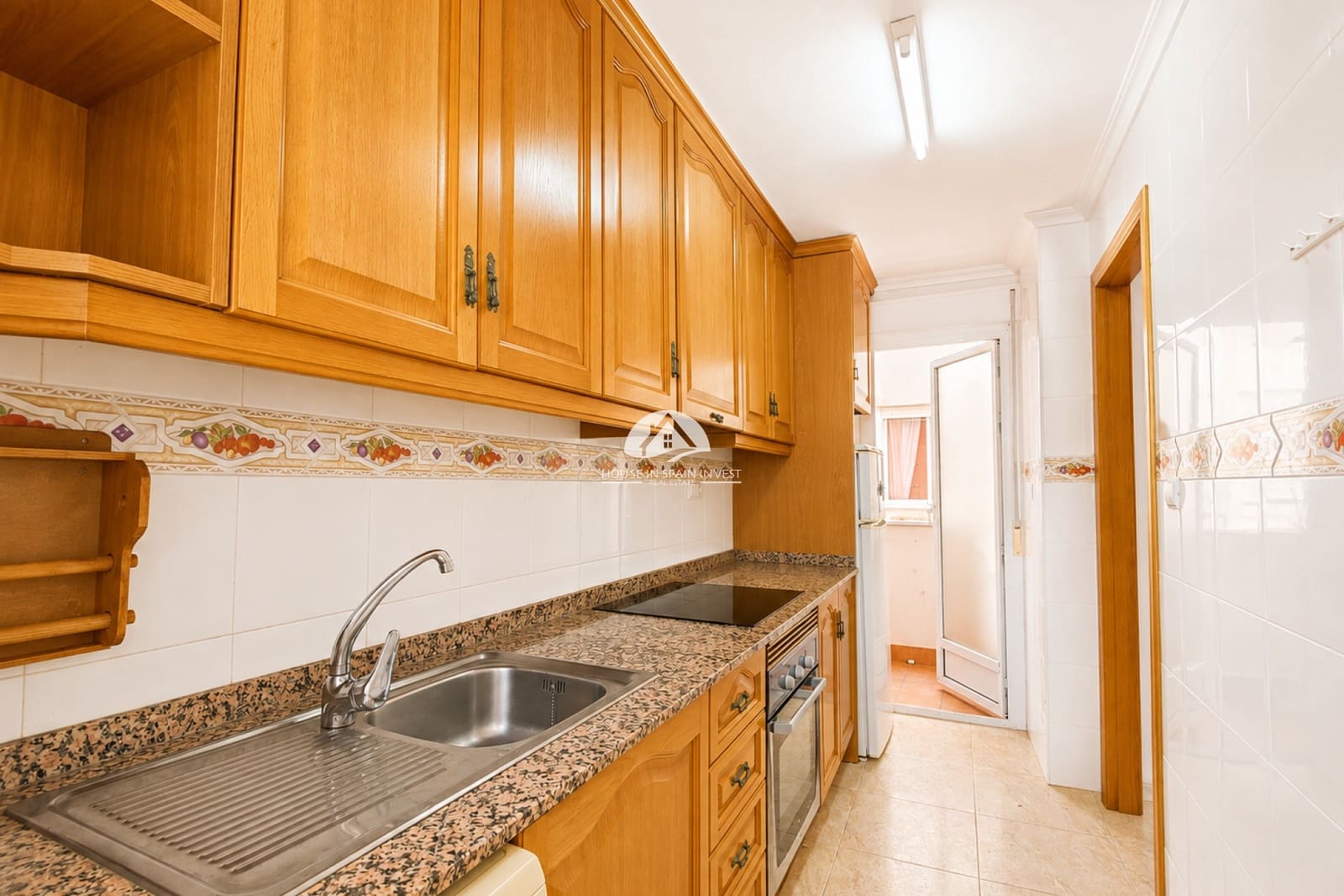 2 bedroom Apartment for sale in Torrevieja - € 145,000 (Ref: 10042481)