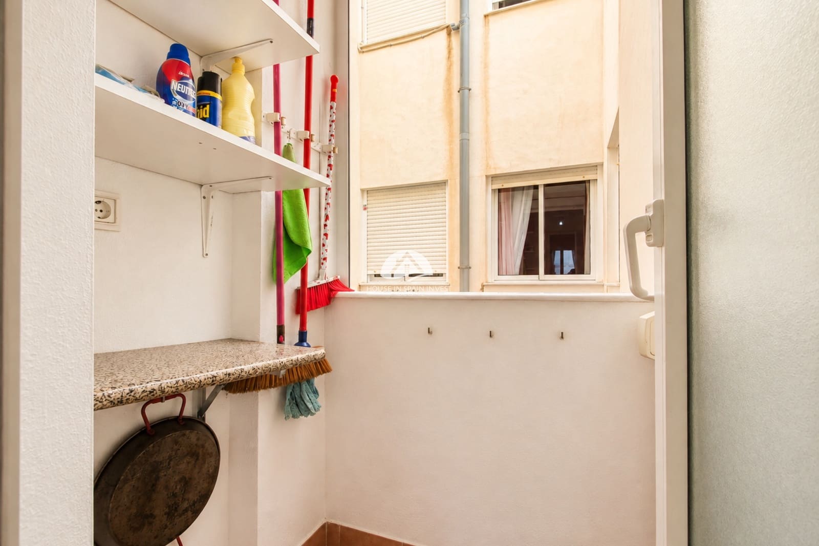 2 bedroom Apartment for sale in Torrevieja - € 145,000 (Ref: 10042481)