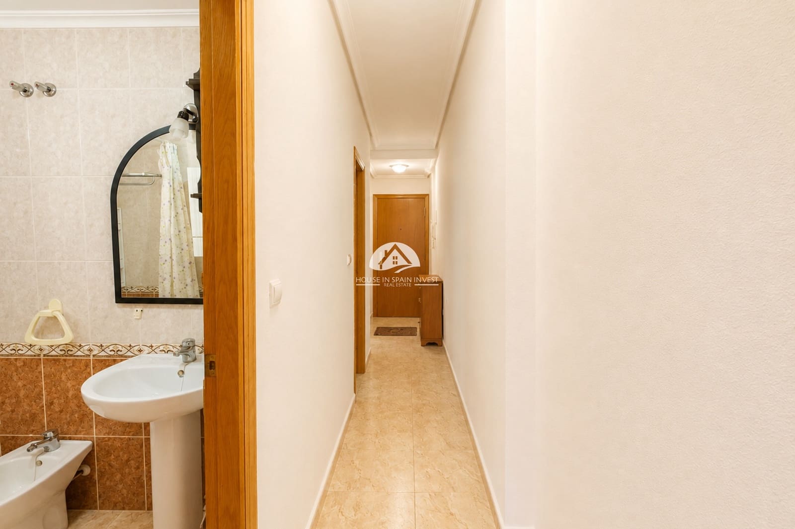 2 bedroom Apartment for sale in Torrevieja - € 145,000 (Ref: 10042481)