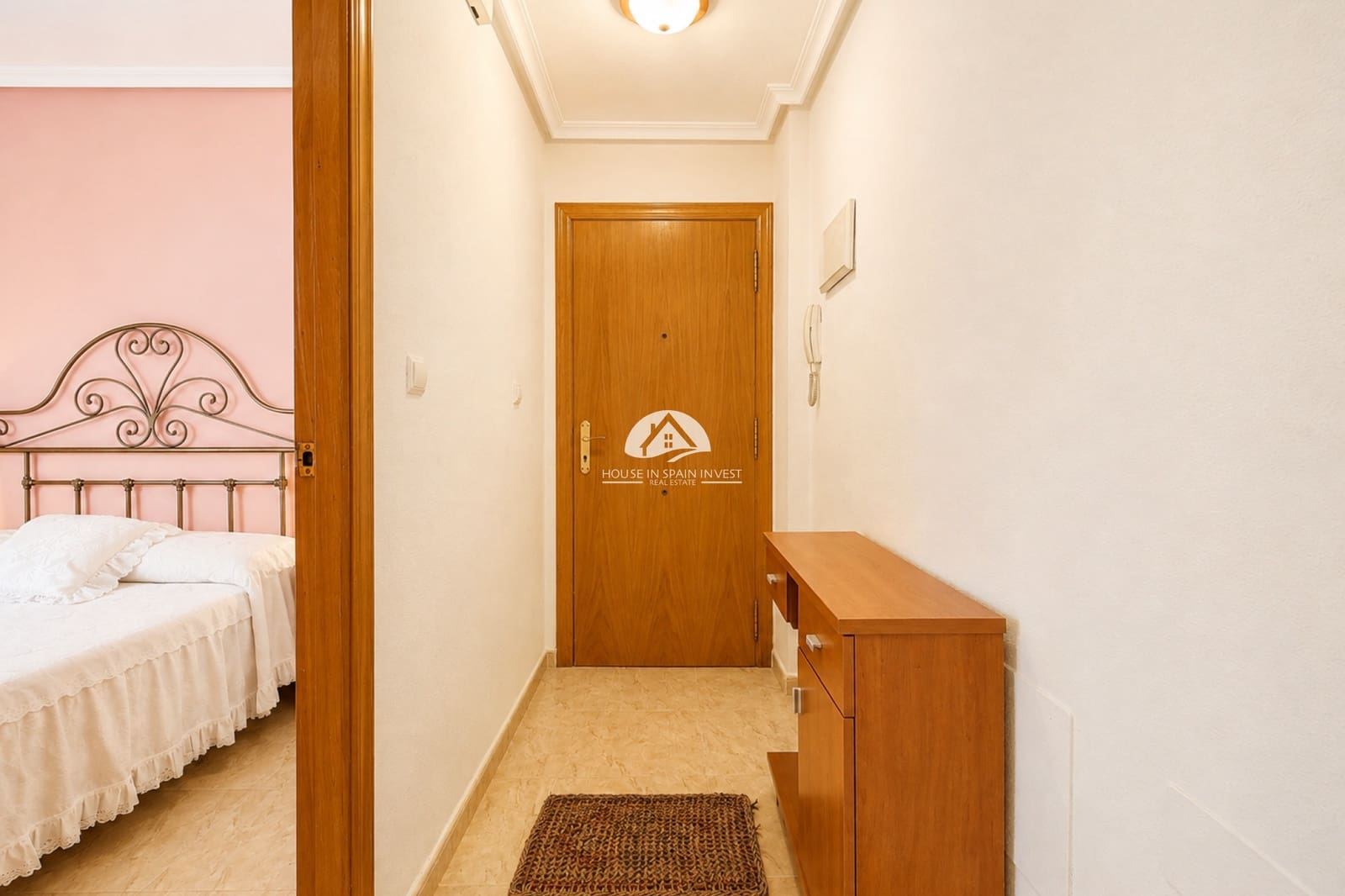 2 bedroom Apartment for sale in Torrevieja - € 145,000 (Ref: 10042481)