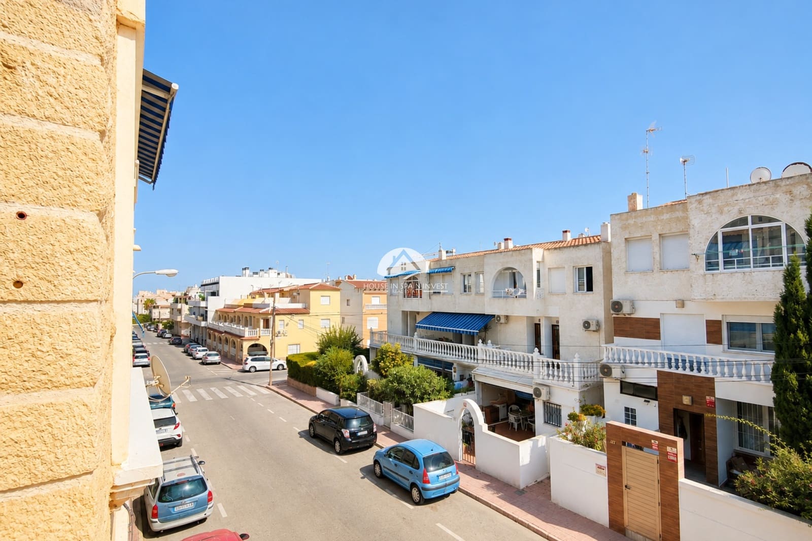 2 bedroom Apartment for sale in Torrevieja - € 145,000 (Ref: 10042481)