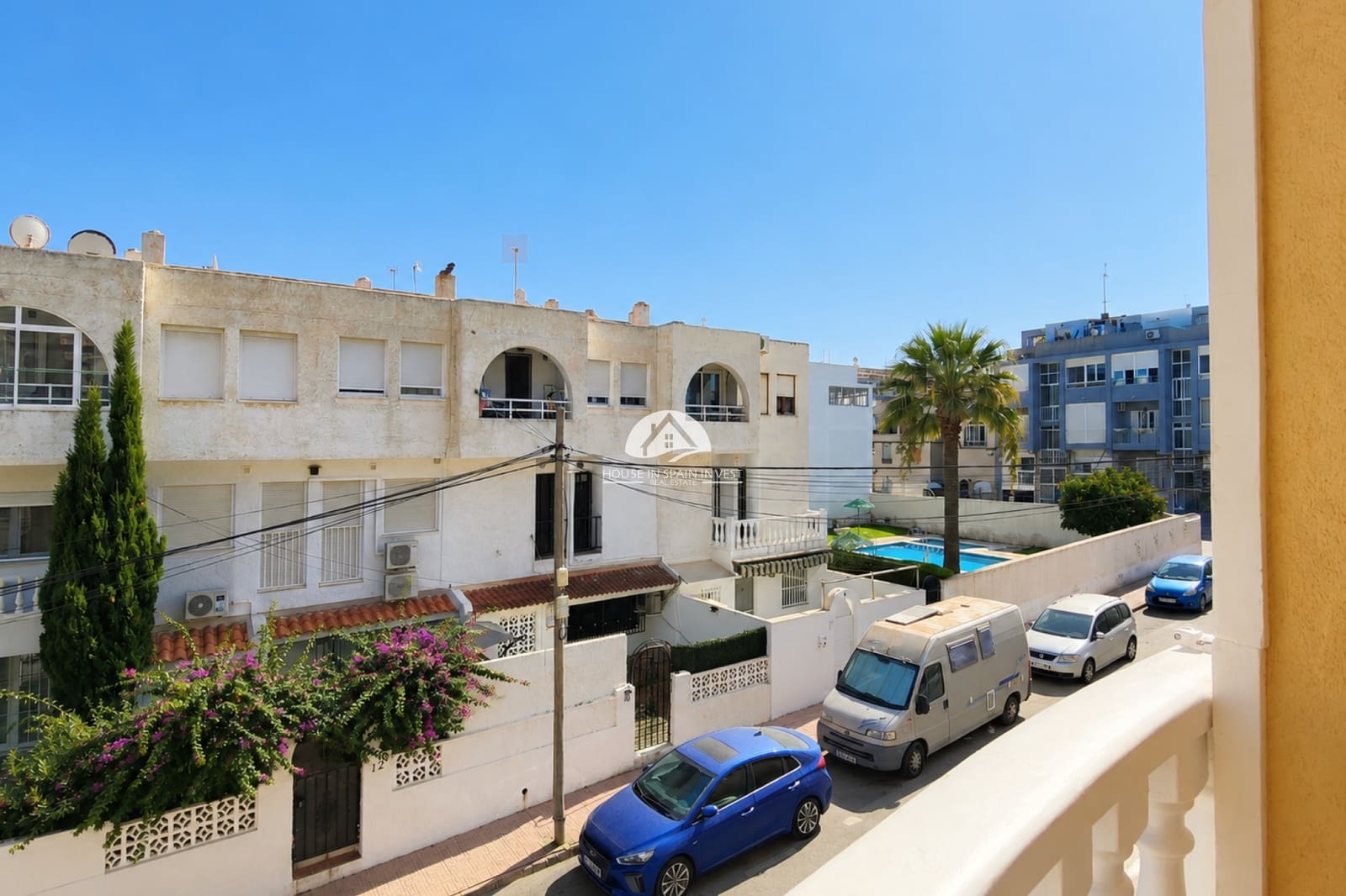 2 bedroom Apartment for sale in Torrevieja - € 145,000 (Ref: 10042481)