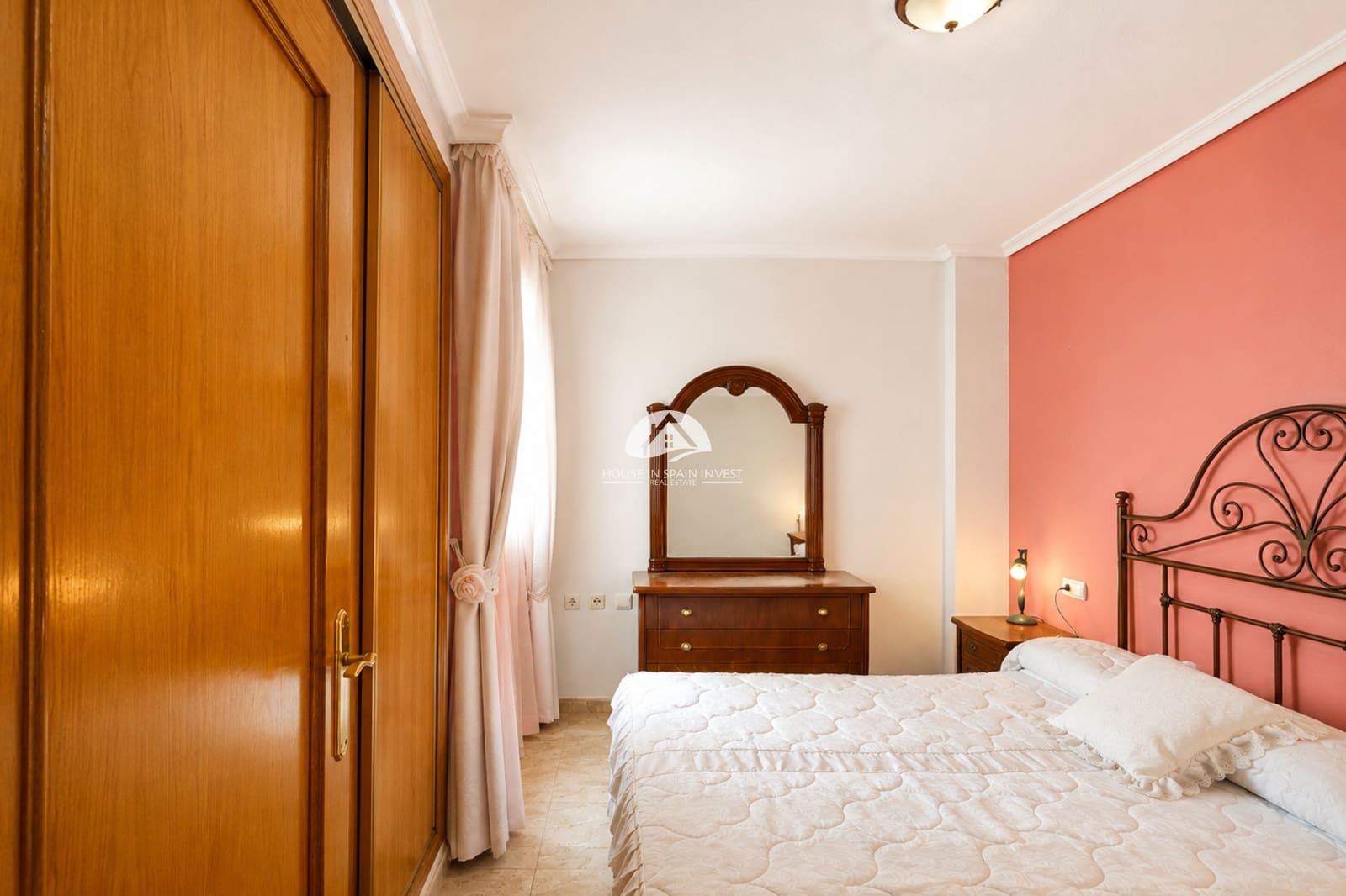 2 bedroom Apartment for sale in Torrevieja - € 145,000 (Ref: 10042481)