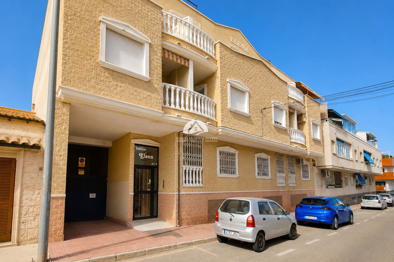 2 bedroom Apartment for sale in Torrevieja - € 145,000 (Ref: 10042481)