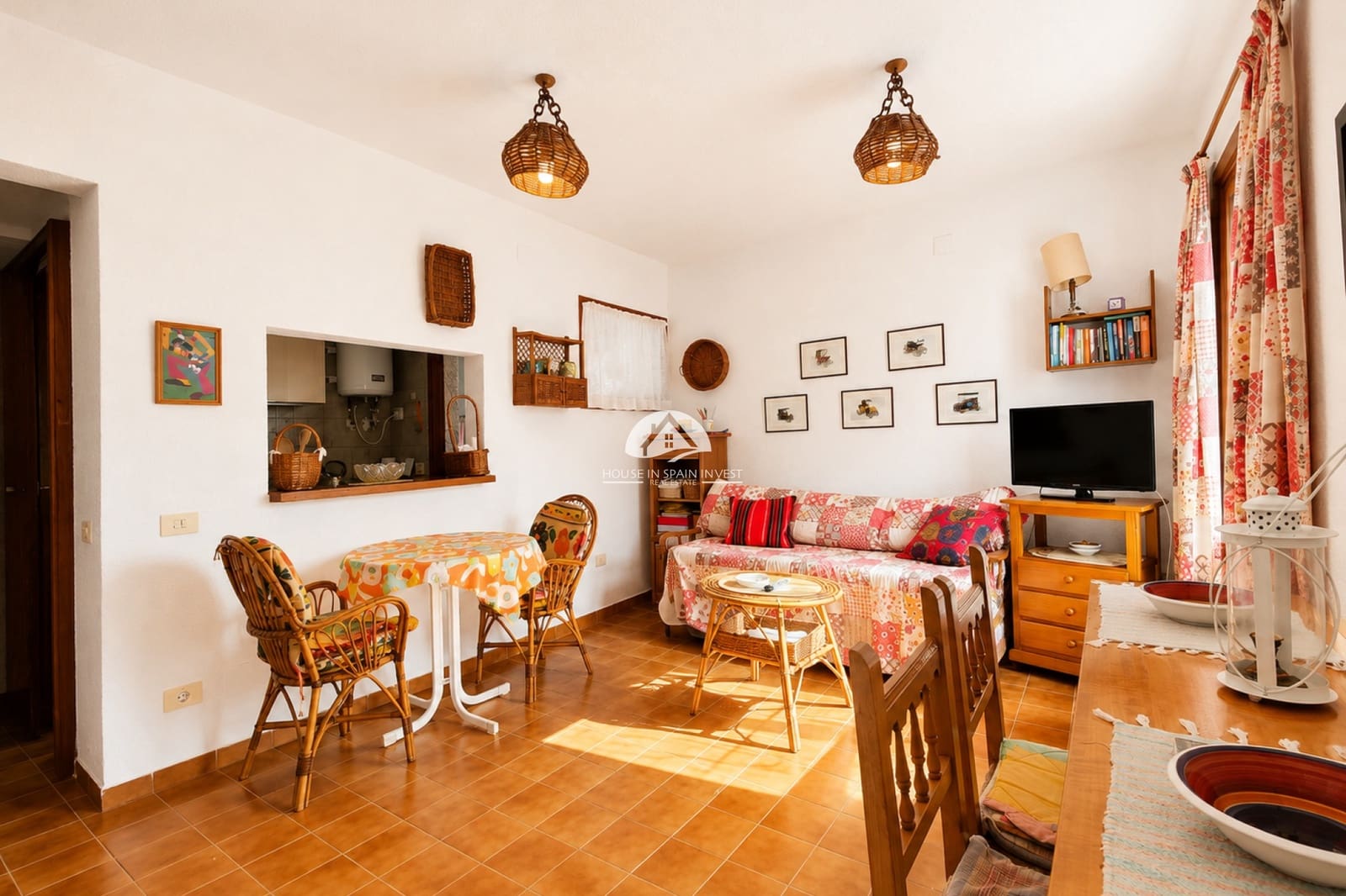 2 quarto Casa em Banda para venda em Torrevieja com piscina - 210 000 € (Ref: 10048713)
