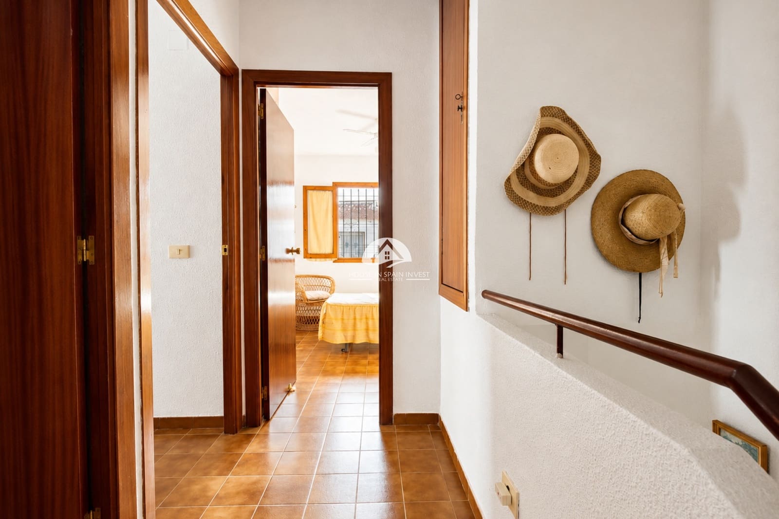 2 quarto Casa em Banda para venda em Torrevieja com piscina - 210 000 € (Ref: 10048713)