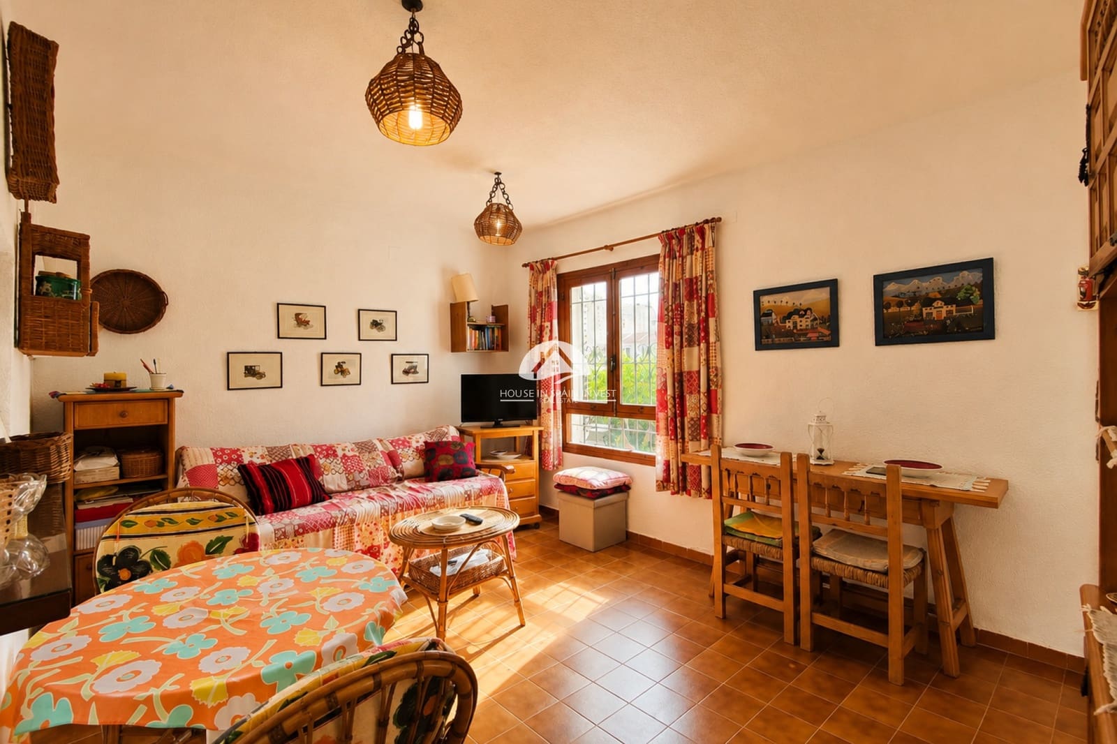 2 quarto Casa em Banda para venda em Torrevieja com piscina - 210 000 € (Ref: 10048713)