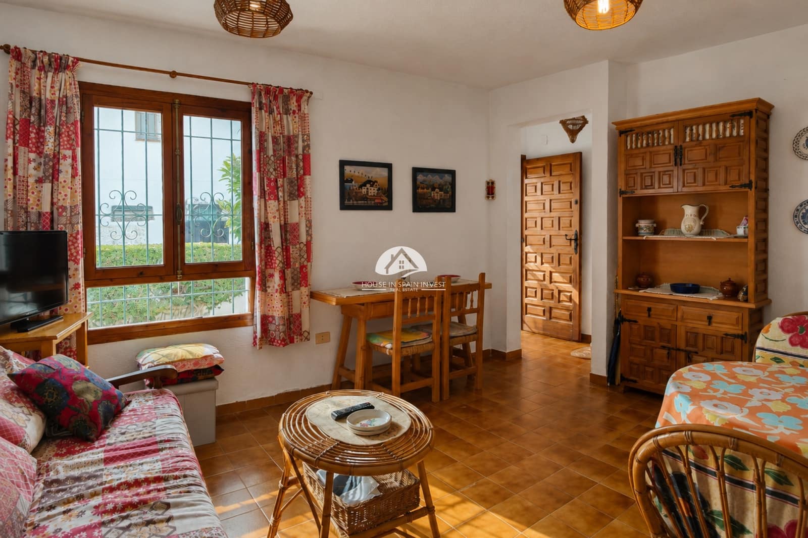 2 quarto Casa em Banda para venda em Torrevieja com piscina - 210 000 € (Ref: 10048713)