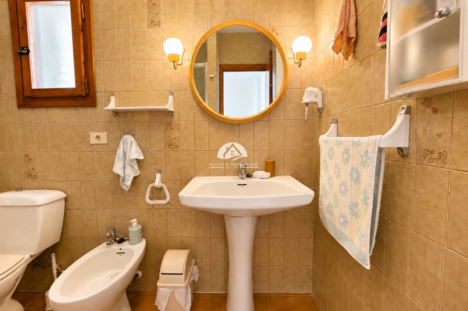 2 quarto Casa em Banda para venda em Torrevieja com piscina - 210 000 € (Ref: 10048713)