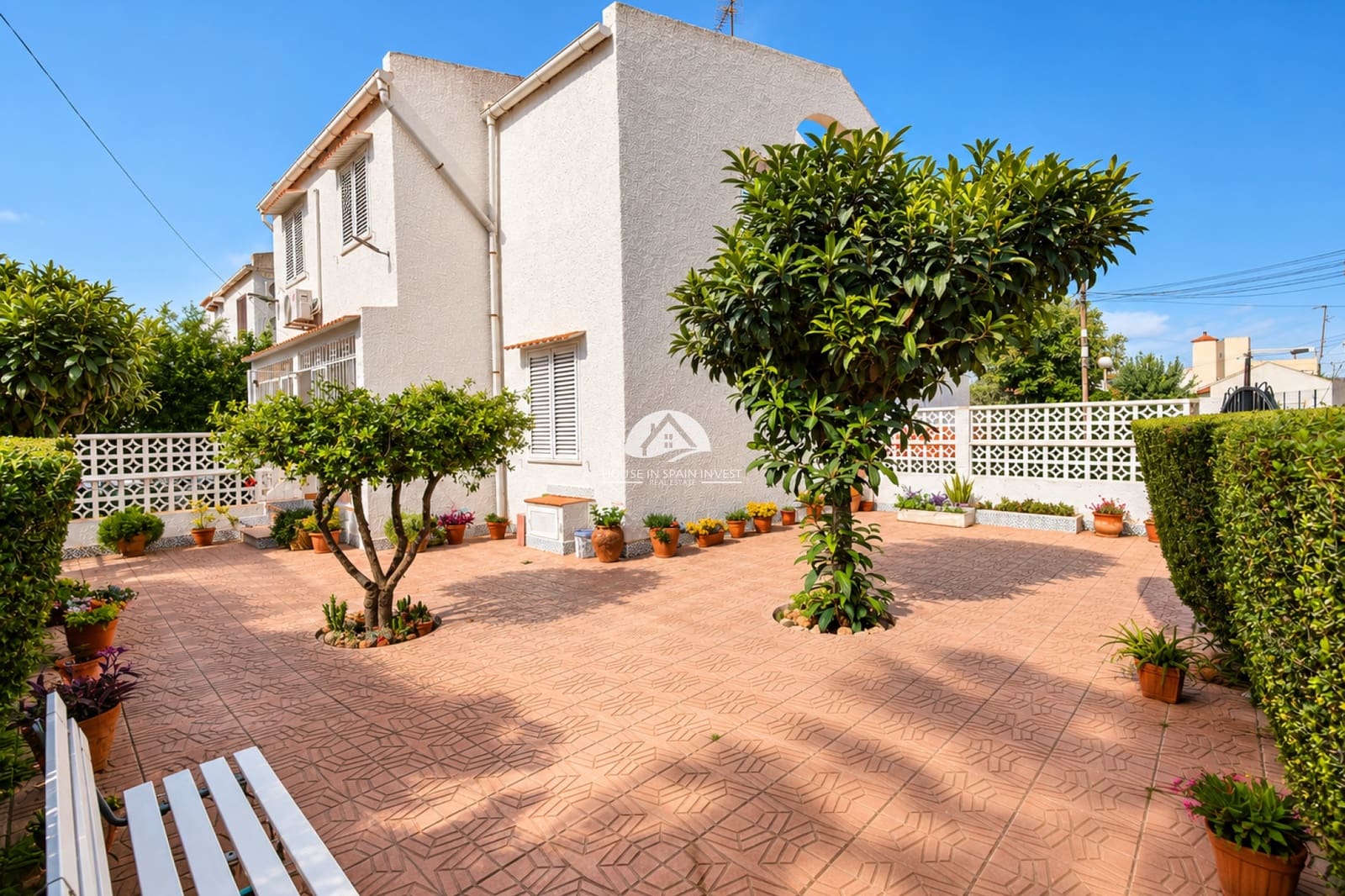 2 quarto Casa em Banda para venda em Torrevieja com piscina - 210 000 € (Ref: 10048713)
