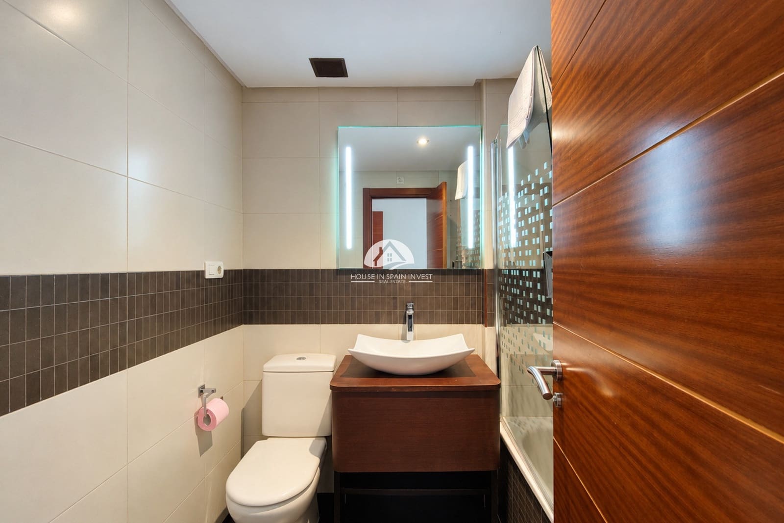 Apartamento de 3 habitaciones en Torrevieja en venta con piscina garaje - 459.000 € (Ref: 10061059)