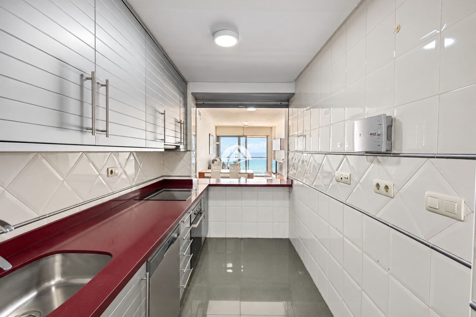 Apartamento de 3 habitaciones en Torrevieja en venta con piscina garaje - 459.000 € (Ref: 10061059)