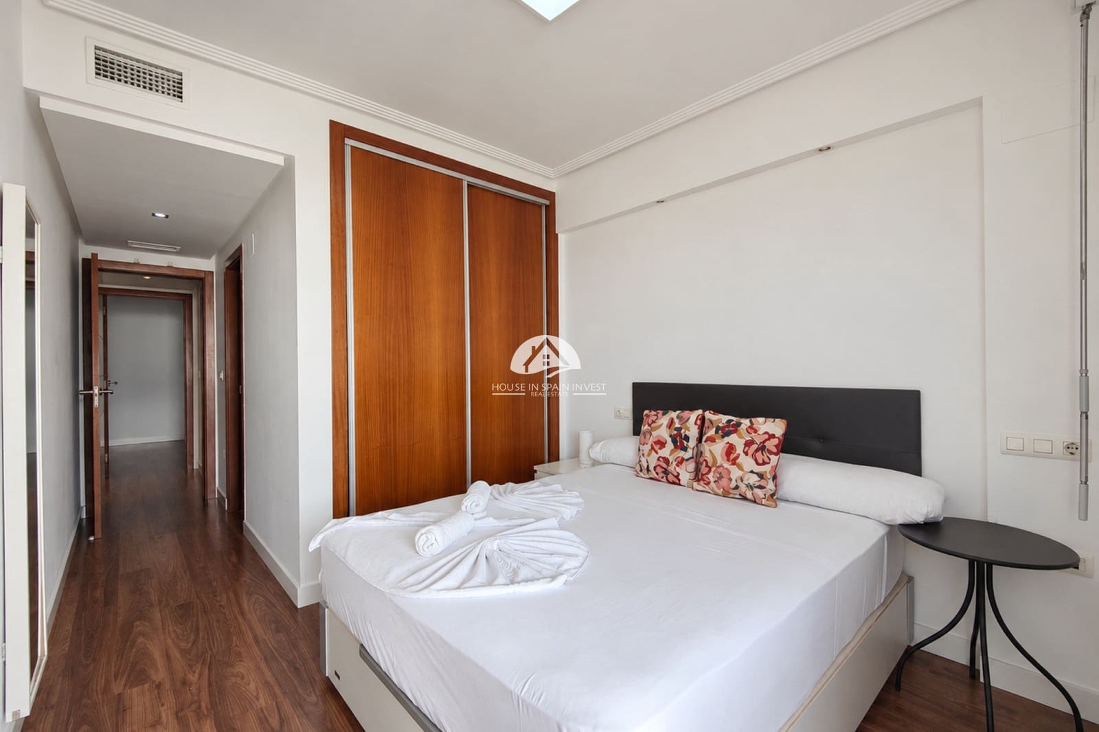 Apartamento de 3 habitaciones en Torrevieja en venta con piscina garaje - 459.000 € (Ref: 10061059)