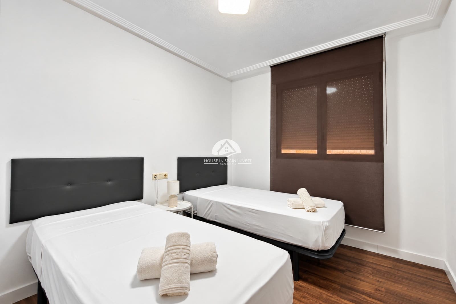 Apartamento de 3 habitaciones en Torrevieja en venta con piscina garaje - 459.000 € (Ref: 10061059)