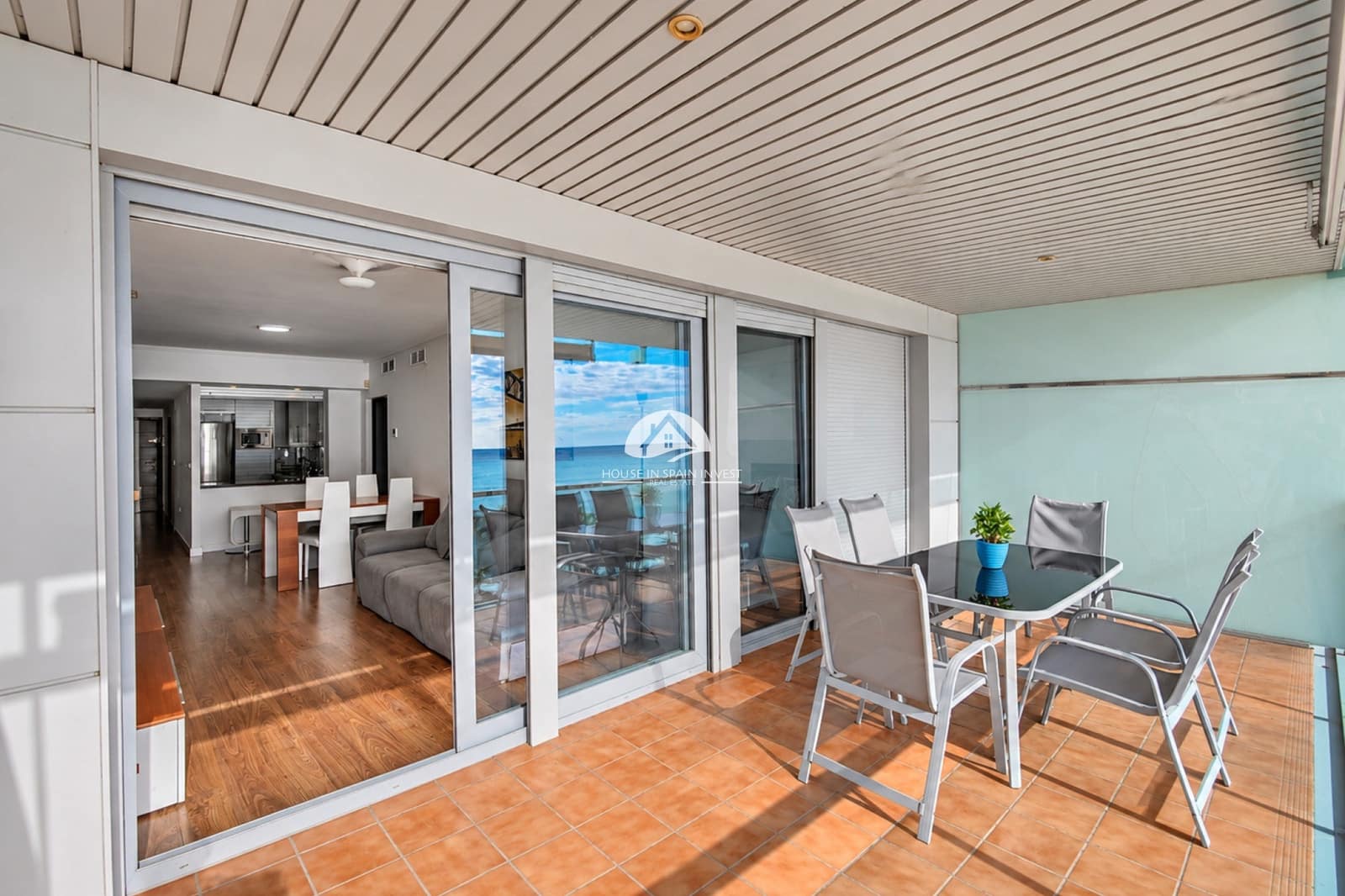 Apartamento de 3 habitaciones en Torrevieja en venta con piscina garaje - 459.000 € (Ref: 10061059)