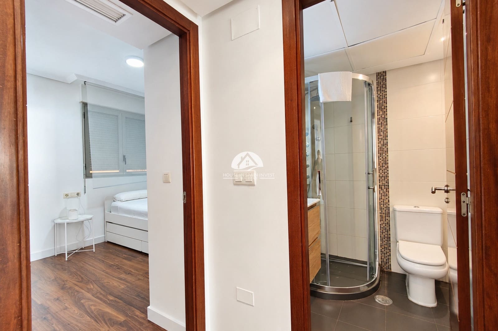 Apartamento de 3 habitaciones en Torrevieja en venta con piscina garaje - 459.000 € (Ref: 10061059)