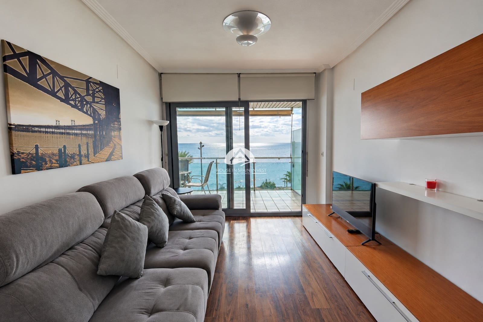 Apartamento de 3 habitaciones en Torrevieja en venta con piscina garaje - 459.000 € (Ref: 10061059)