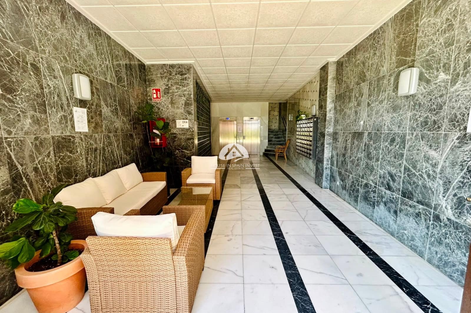 3 sovrum Lägenhet till salu i Torrevieja - 260 000 € (Ref: 10061060)