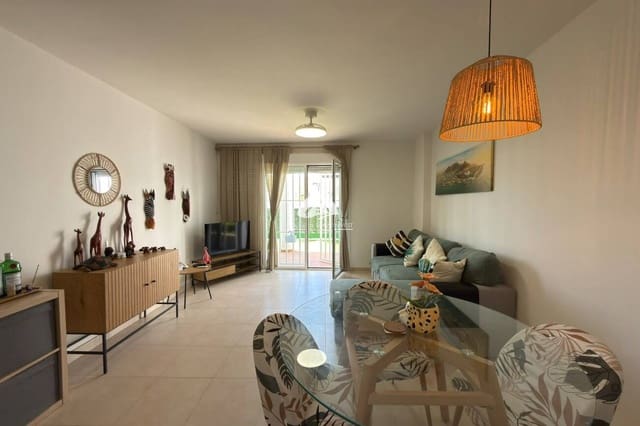 2 soverom Leilighet til salgs i Blue Lagoon med svømmebasseng garasje - € 175 000 (Ref: 10061061)