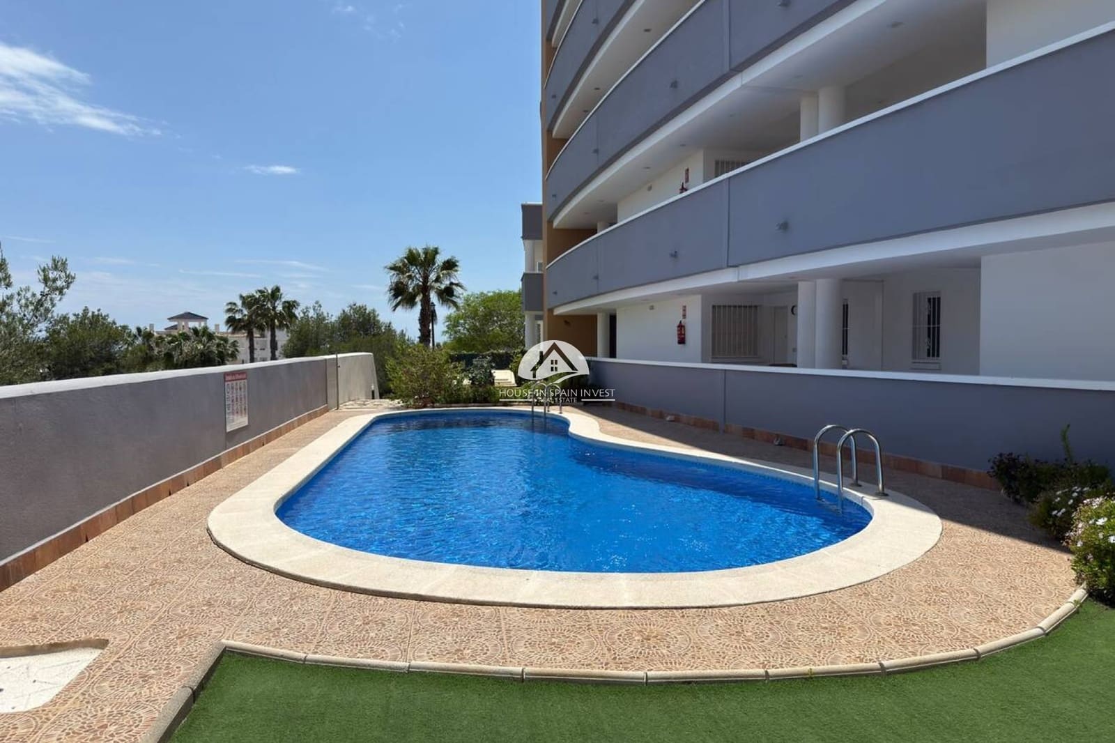 2 soverom Leilighet til salgs i Orihuela Costa med svømmebasseng garasje - € 175 000 (Ref: 10061061)