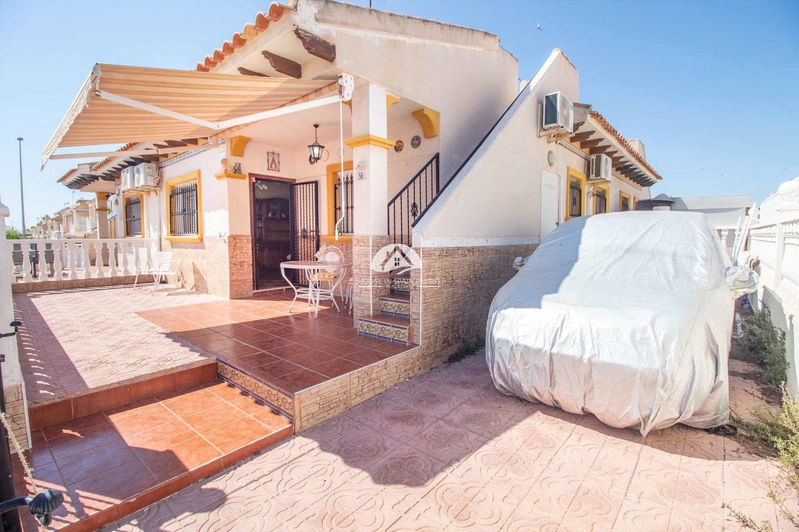 2 sypialnia Dom na sprzedaż w La Zenia z basenem garażem - 179 900 € (Ref: 10110334)