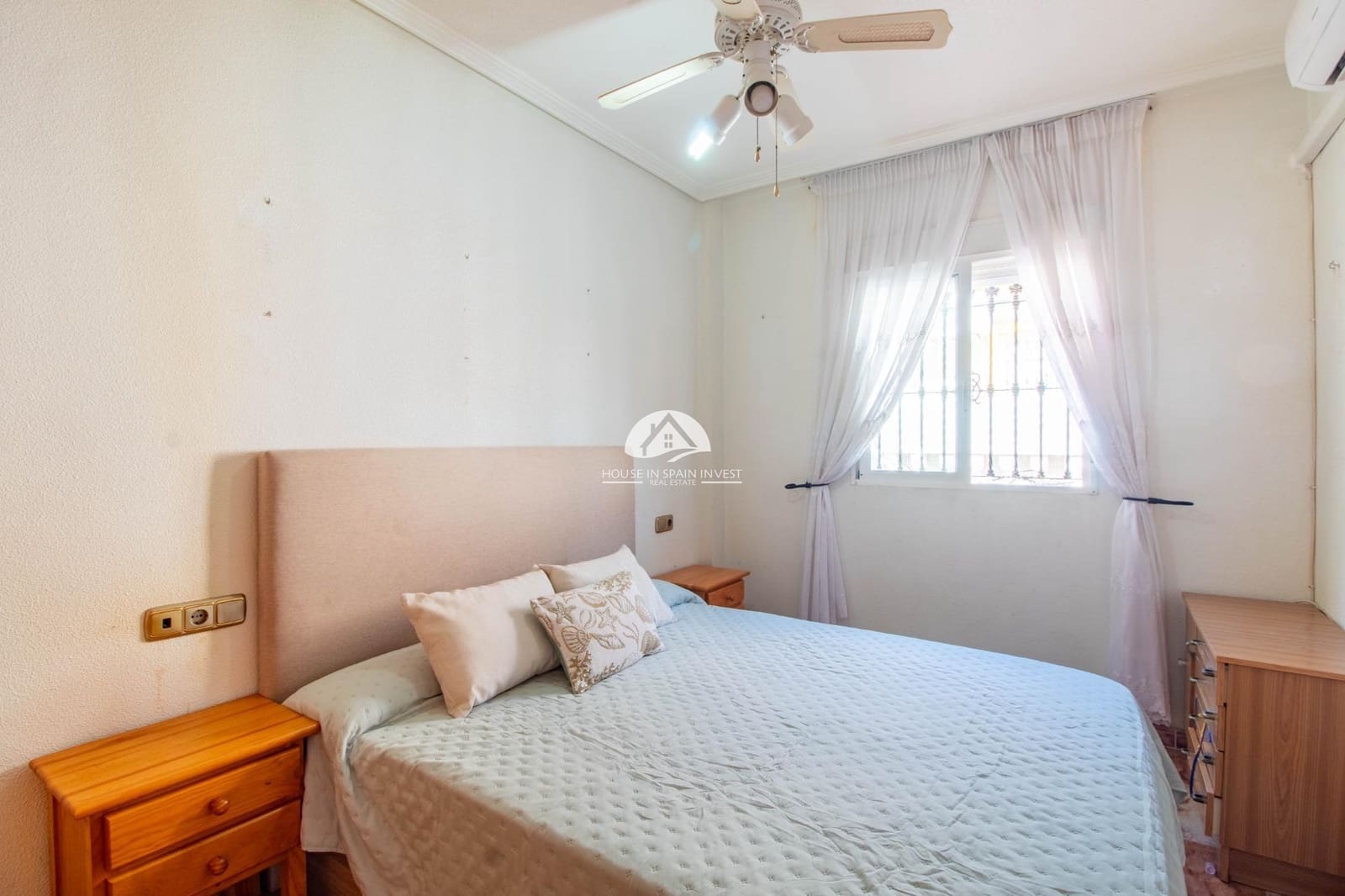 2 sypialnia Dom na sprzedaż w La Zenia z basenem garażem - 179 900 € (Ref: 10110334)