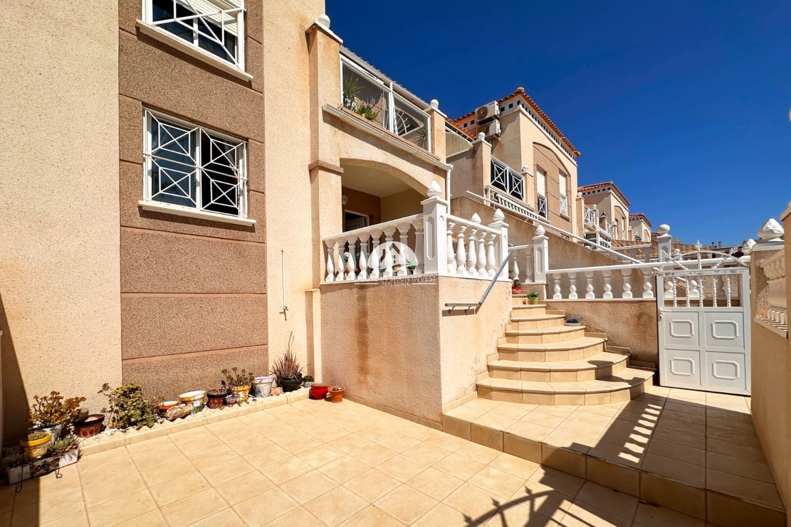 2 chambre Bungalow à vendre à Torrevieja avec piscine garage - 179 950 € (Ref: 10110343)
