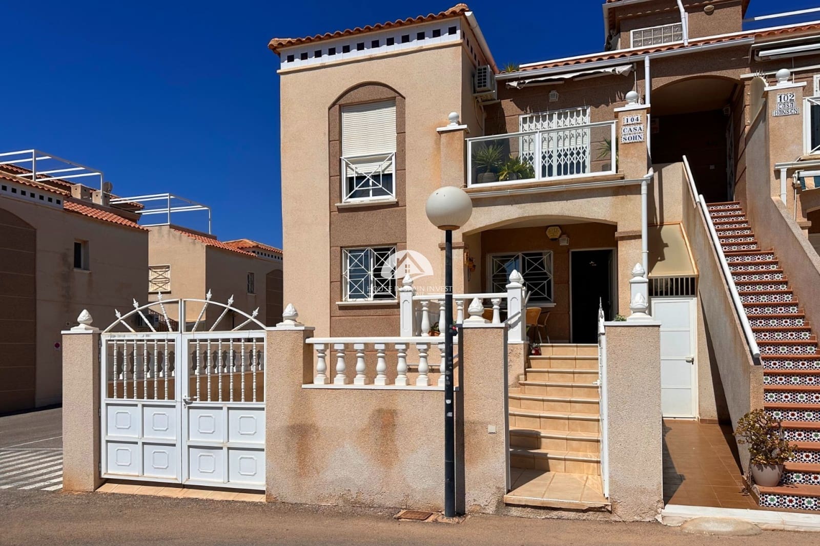 2 chambre Bungalow à vendre à Torrevieja avec piscine garage - 179 950 € (Ref: 10110343)
