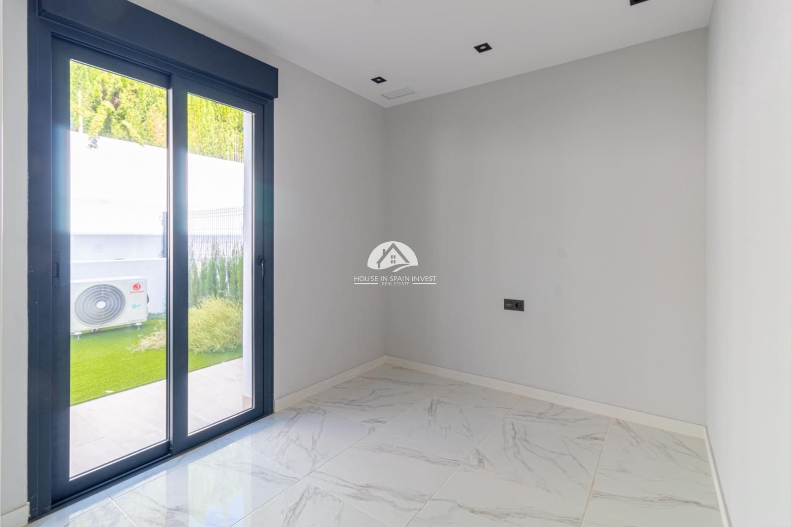 3 quarto Apartamento para venda em Orihuela Costa com piscina garagem - 399 000 € (Ref: 10111877)