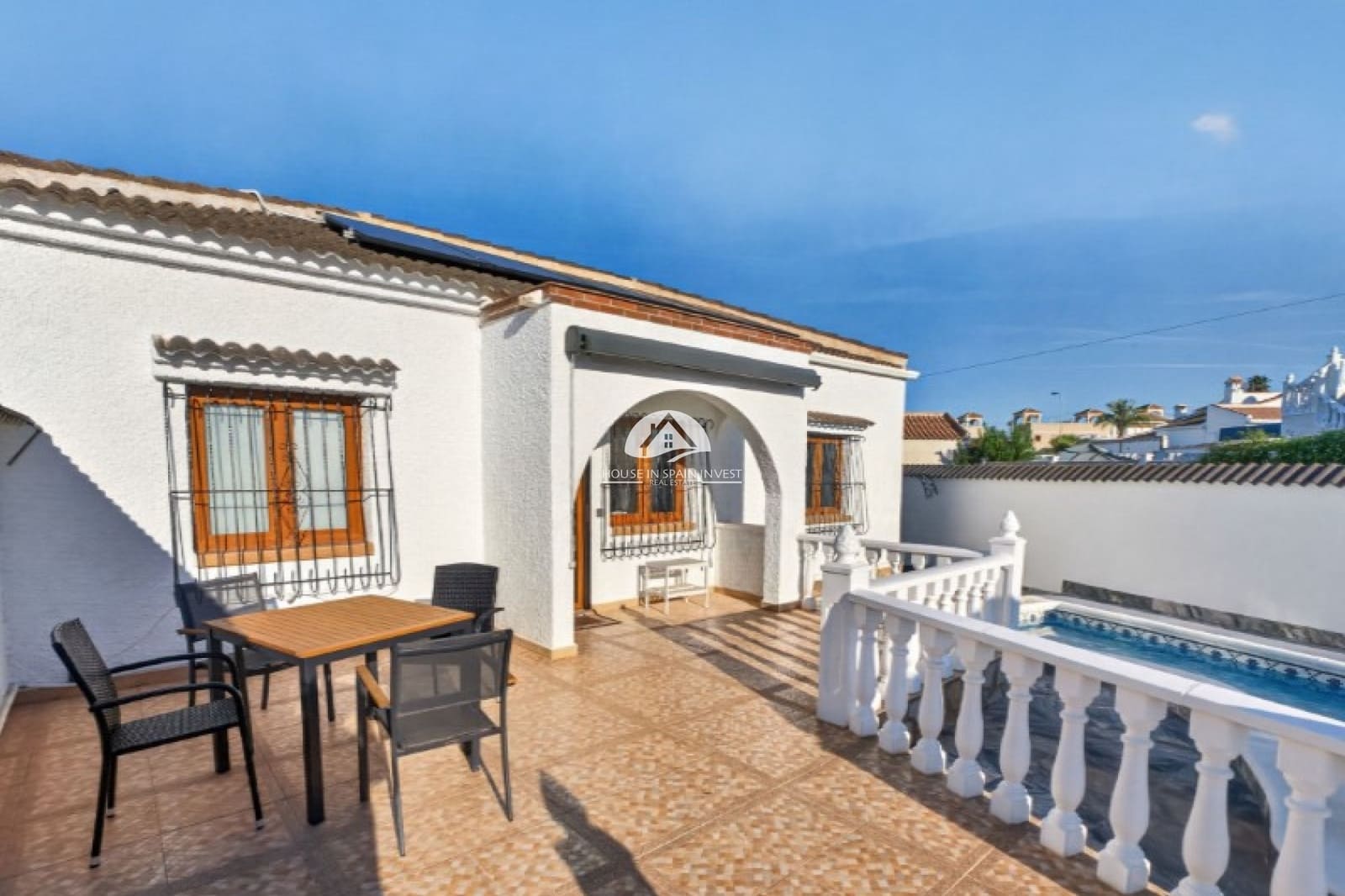 3 soverom Villa til salgs i Torrevieja med svømmebasseng - € 349 000 (Ref: 10117509)
