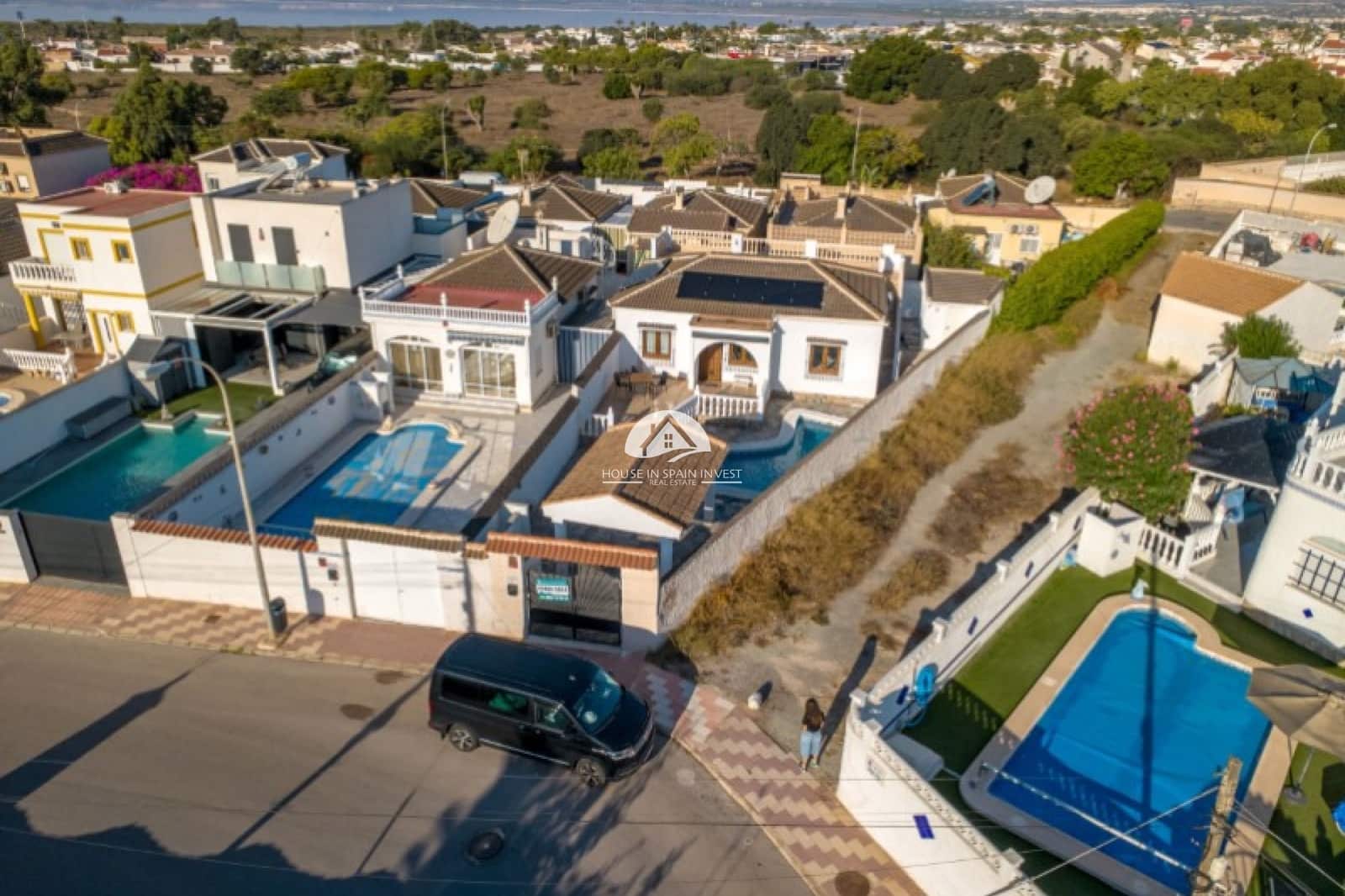 3 soverom Villa til salgs i Torrevieja med svømmebasseng - € 349 000 (Ref: 10117509)