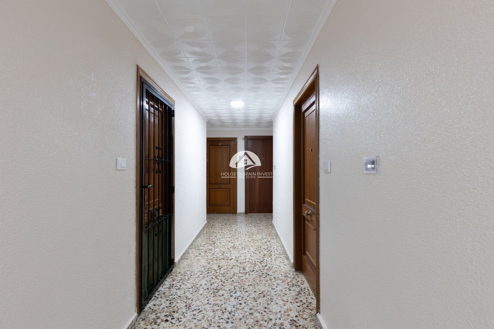 2 bedroom Apartment for sale in Punta Prima with pool - € 155,000 (Ref: 10117511)