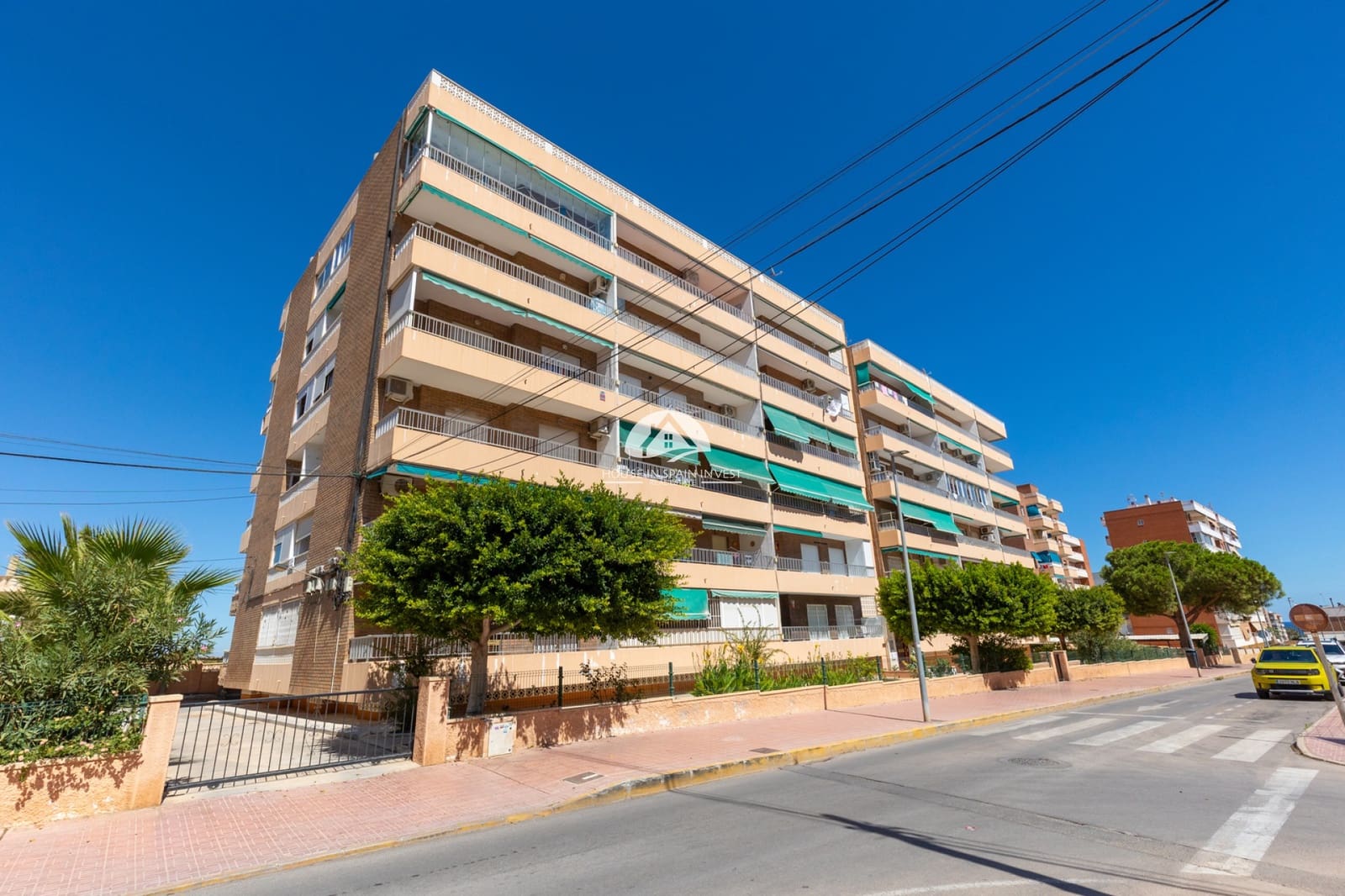 2 bedroom Apartment for sale in Punta Prima with pool - € 155,000 (Ref: 10117511)