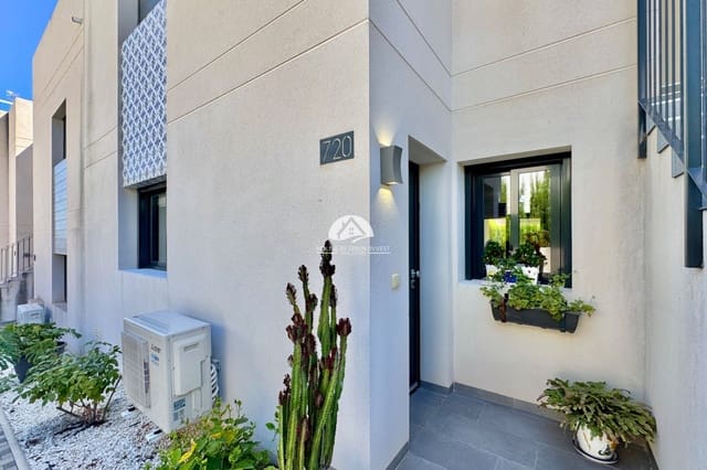 2 sovrum Lägenhet till salu i Blue Lagoon med pool garage - 220 000 € (Ref: 10117513)