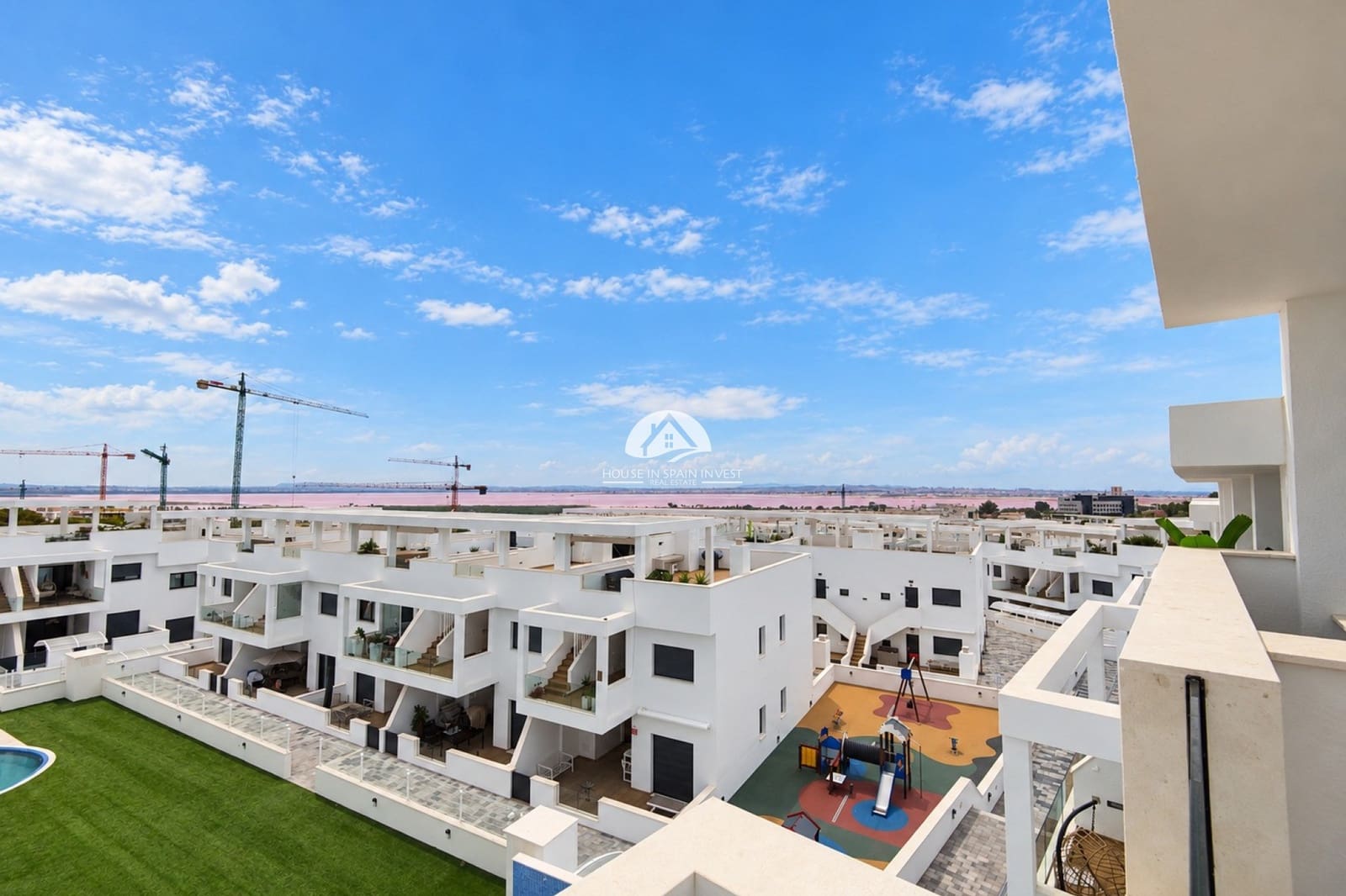 2 soveværelse Bungalow til salg i Los Balcones med swimmingpool garage - € 359.990 (Ref: 10145413)