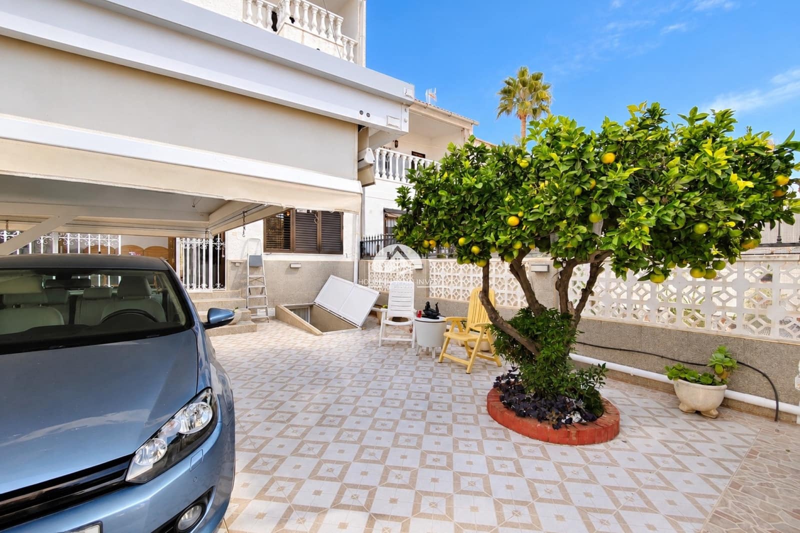 5 soverom Hus til salgs i Torrevieja med svømmebasseng garasje - € 350 000 (Ref: 10153250)
