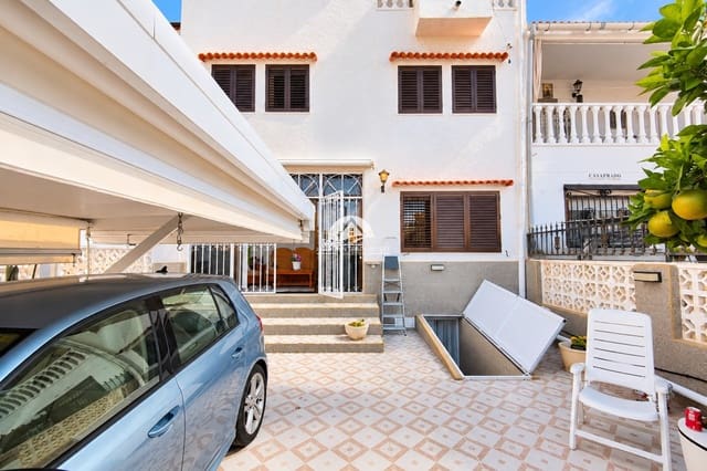 5 soverom Hus til salgs i Nueva Torrevieja, Torrevieja med svømmebasseng garasje - € 350 000 (Ref: 10153250)