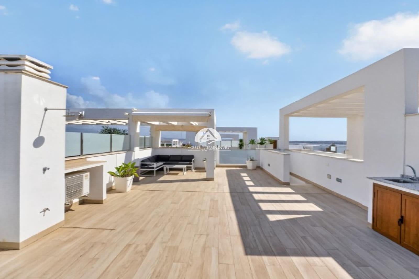 2 slaapkamer Penthouse te koop in Torrevieja met zwembad garage - € 289.000 (Ref: 10158874)