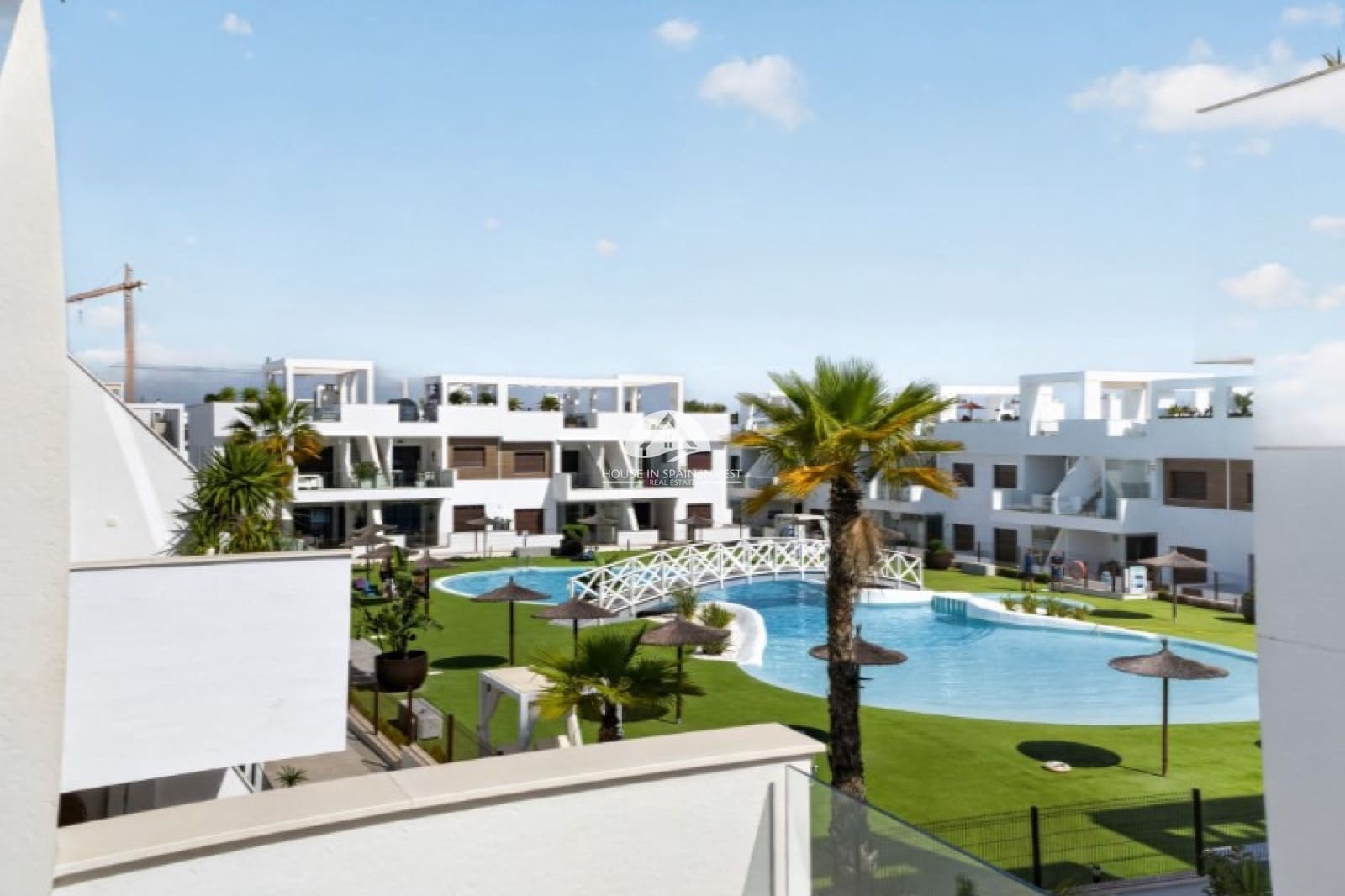 2 slaapkamer Penthouse te koop in Torrevieja met zwembad garage - € 289.000 (Ref: 10158874)
