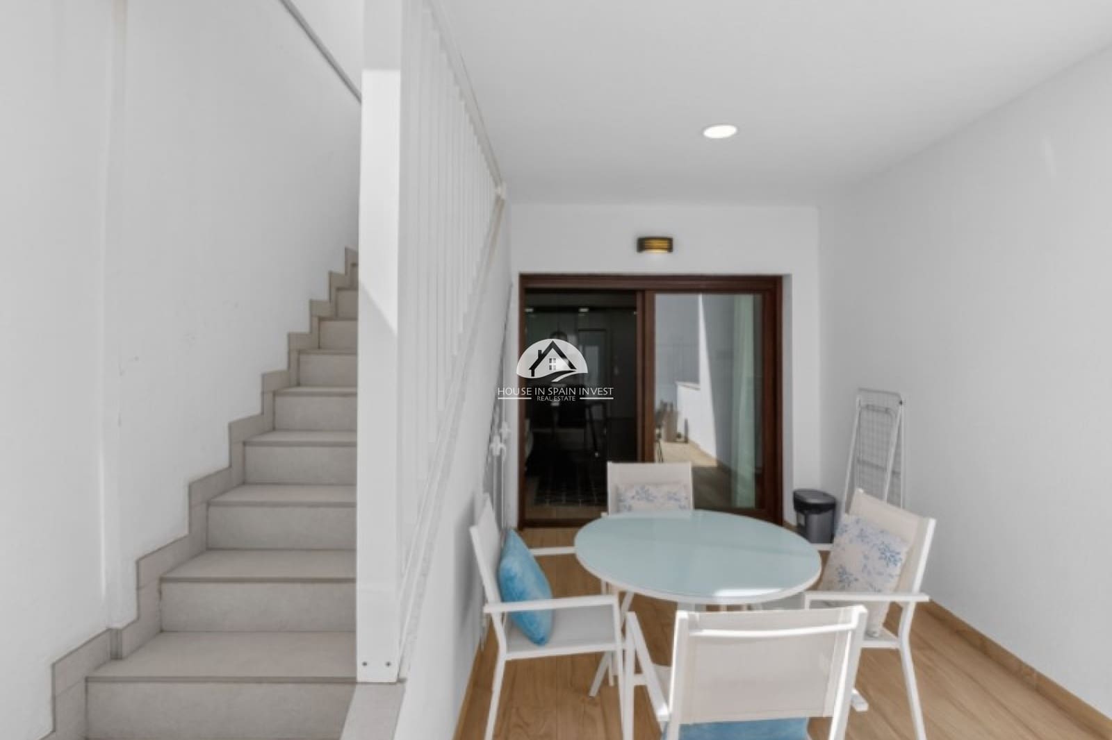 2 slaapkamer Penthouse te koop in Torrevieja met zwembad garage - € 289.000 (Ref: 10158874)