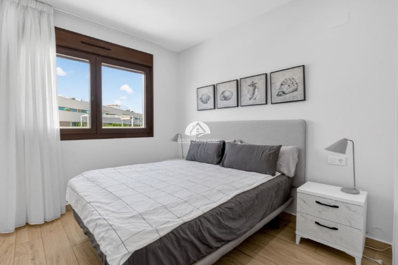 2 slaapkamer Penthouse te koop in Torrevieja met zwembad garage - € 289.000 (Ref: 10158874)