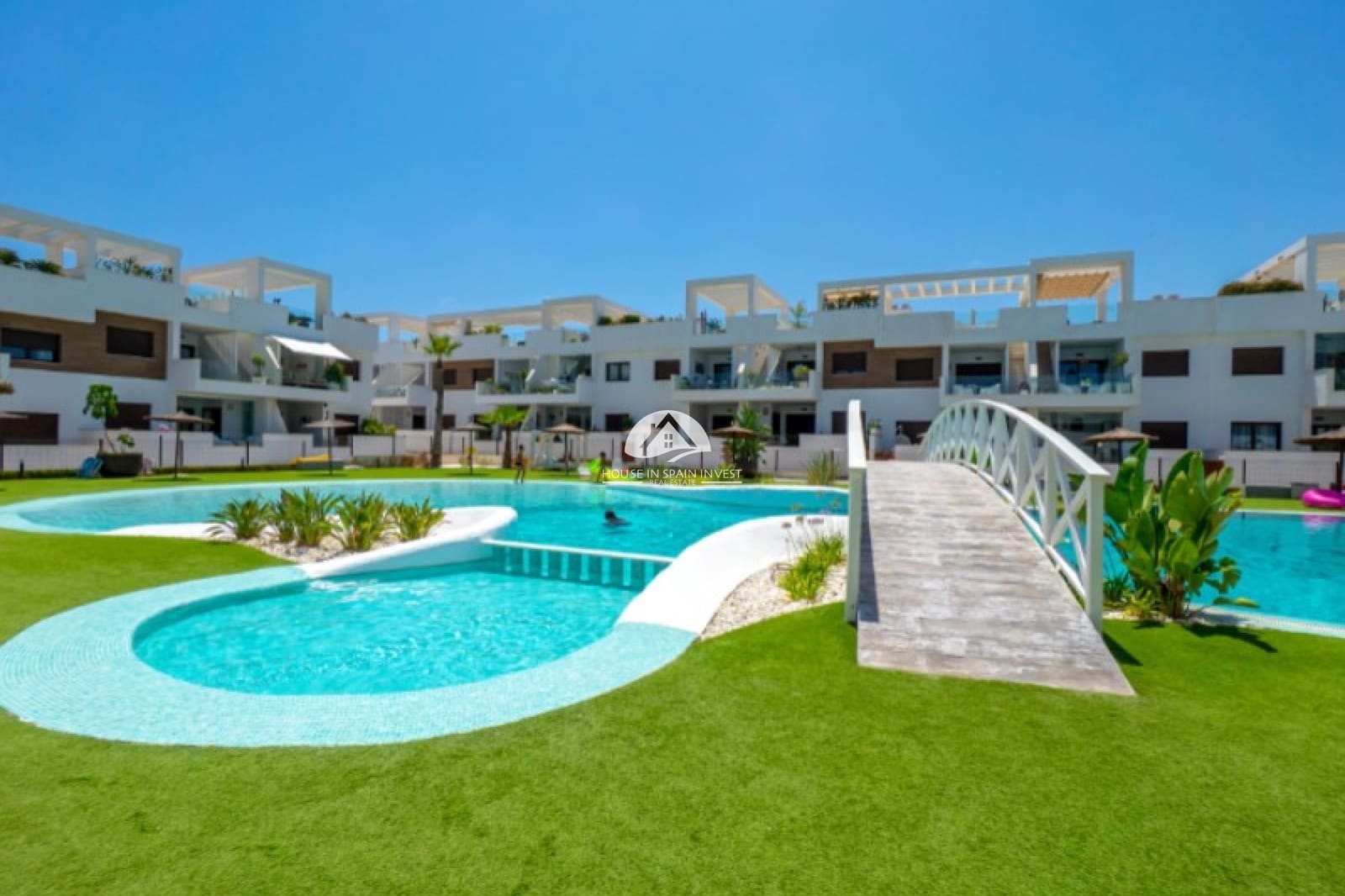 2 slaapkamer Penthouse te koop in Torrevieja met zwembad garage - € 289.000 (Ref: 10158874)