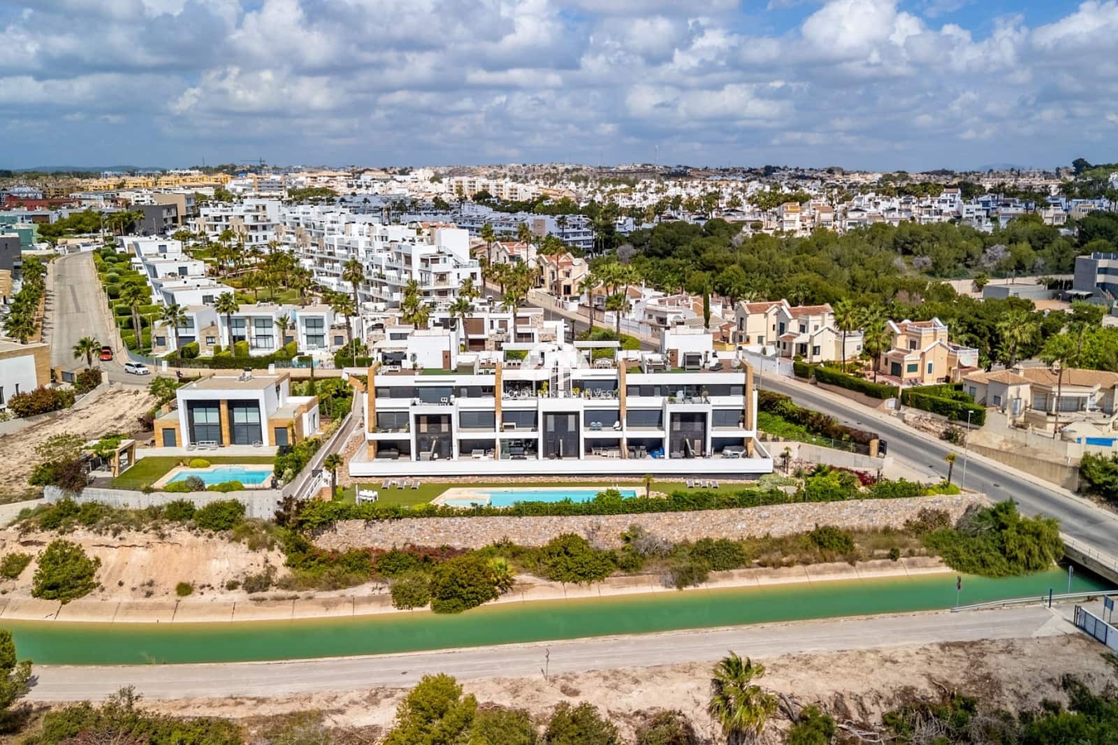 2 sypialnia Apartament na sprzedaż w Orihuela Costa z basenem garażem - 349 500 € (Ref: 10158876)