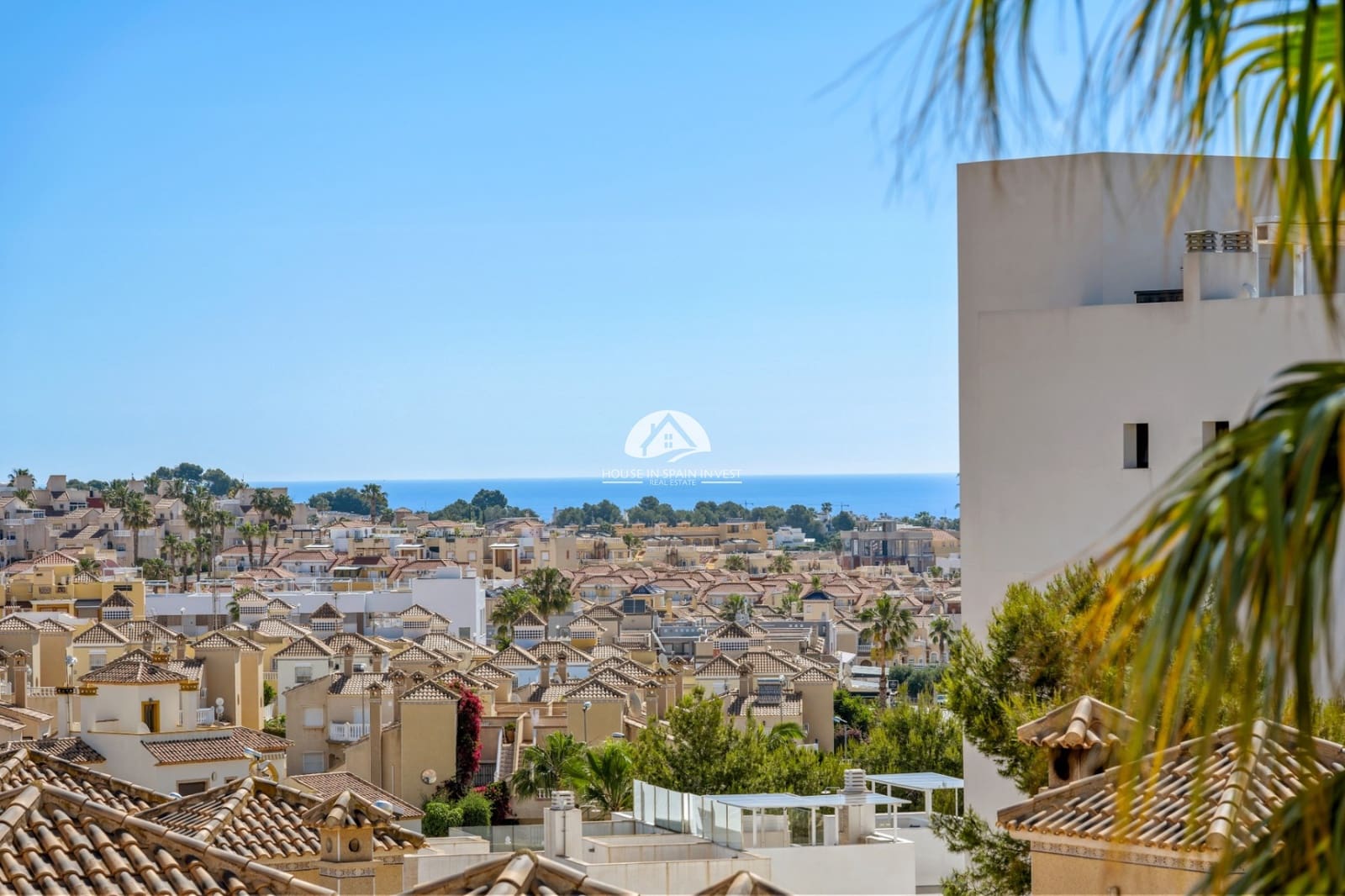 3 soverom Villa til salgs i Orihuela Costa med svømmebasseng garasje - € 265 000 (Ref: 10158878)