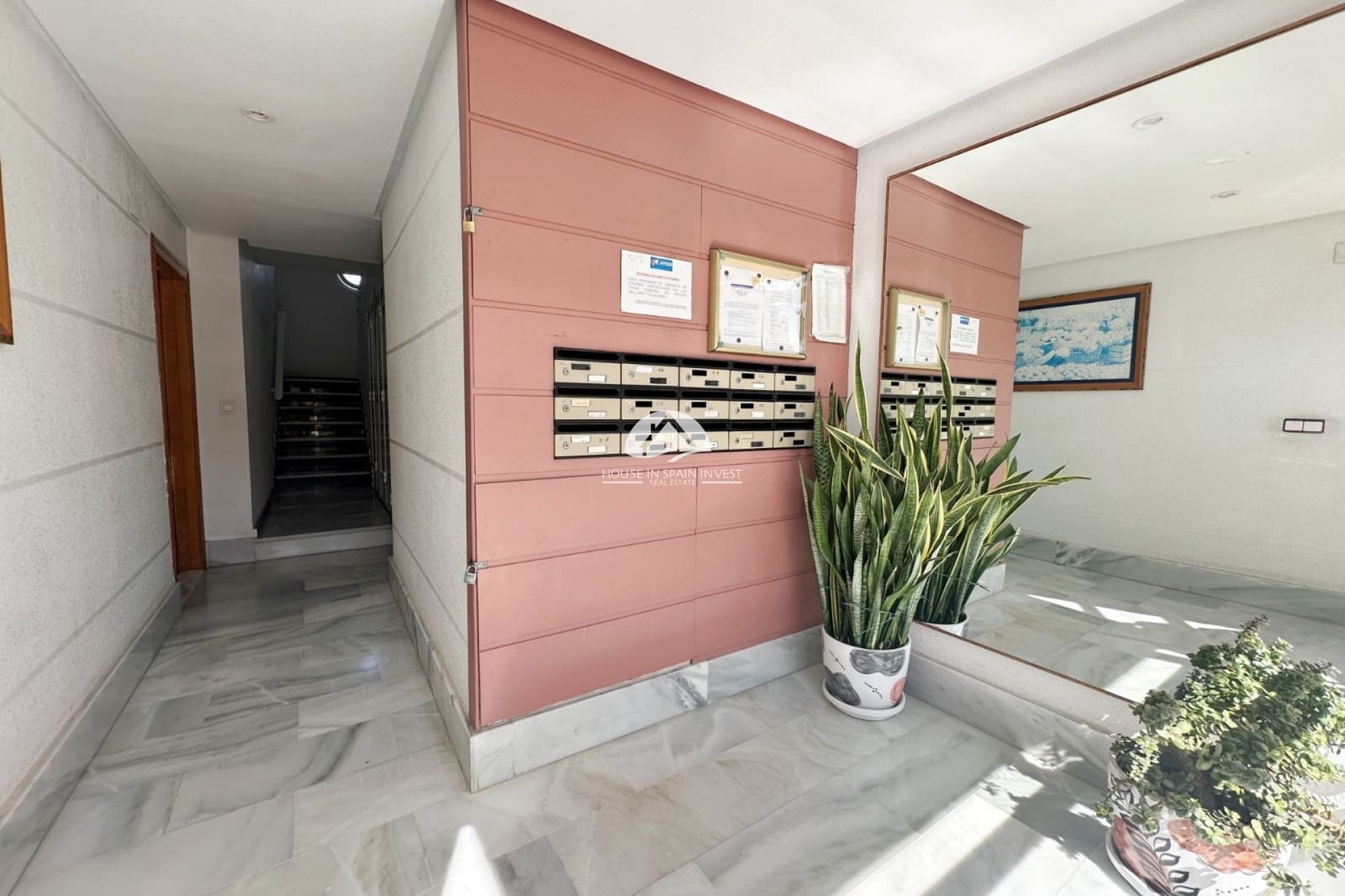 2 Zimmer Apartment zu verkaufen in Torrevieja mit Pool Garage - 149.900 € (Ref: 10158881)